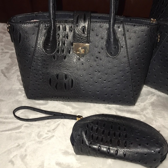 ❤️ New, Beautiful 3 N 1 bags. - Picture 2 of 7